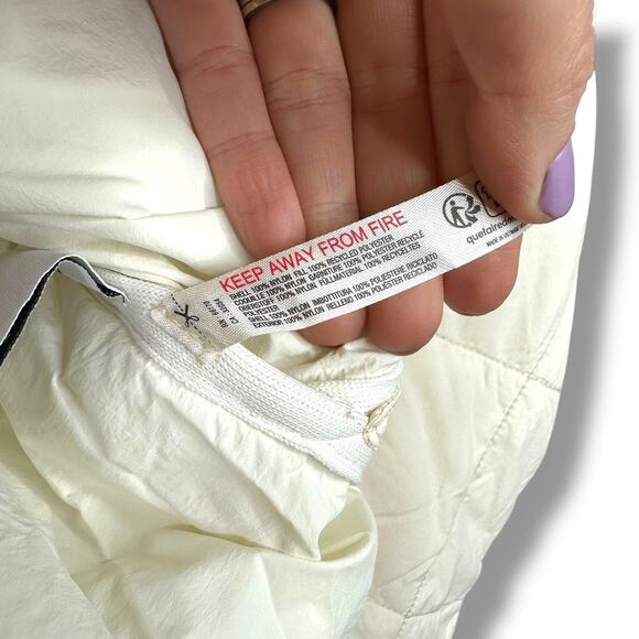 FP Movement x Hatch NWT Ivory Chevron Combo Printed Maternity Puffer Jacket - Picture 10 of 10